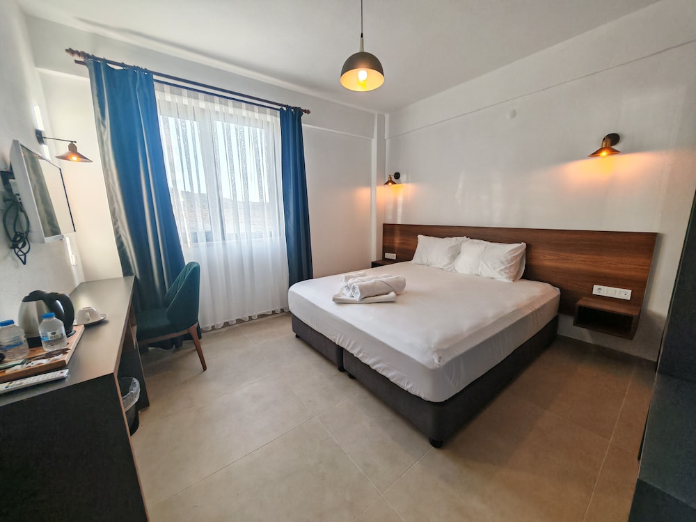 Standard Room photo 3