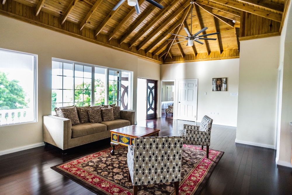 Premium Room, 2 Double Beds, Balcony, Garden View - Photo 4