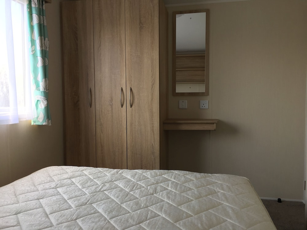 Mobile Home photo 3