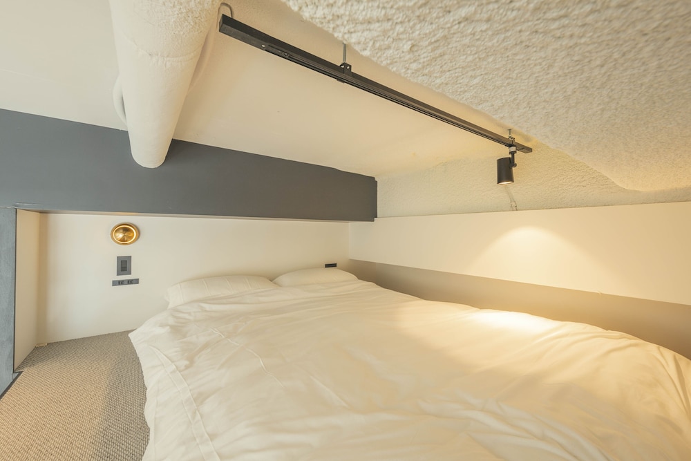 Superior Studio Suite (3F) photo 2