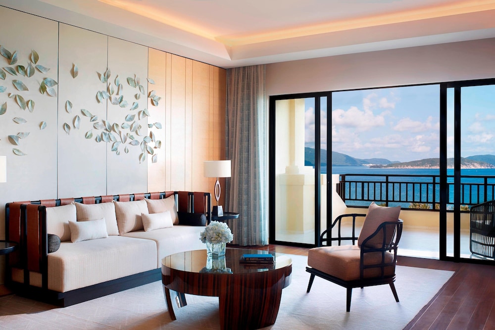 1BR Ocean View Suite