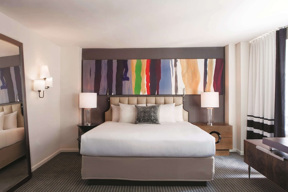 Deluxe Room, 1 Queen Bed