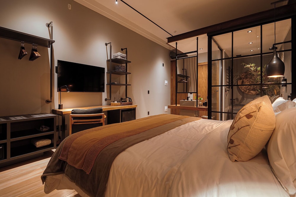 Design Double Room, City View photo 3