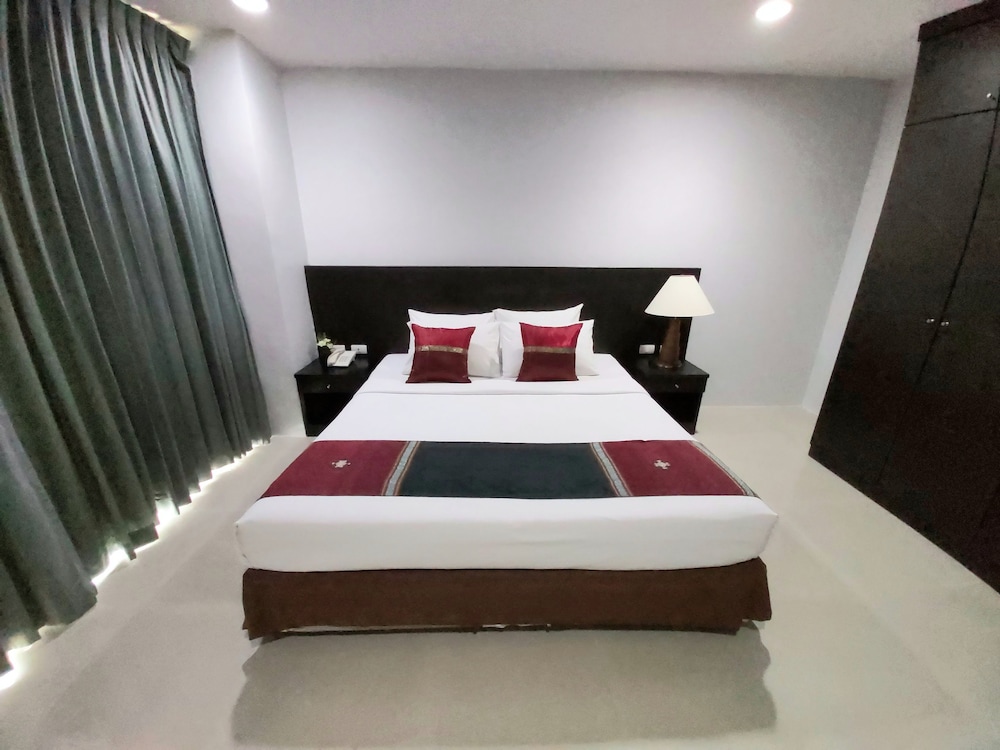 Suite, 1 Bedroom photo 2