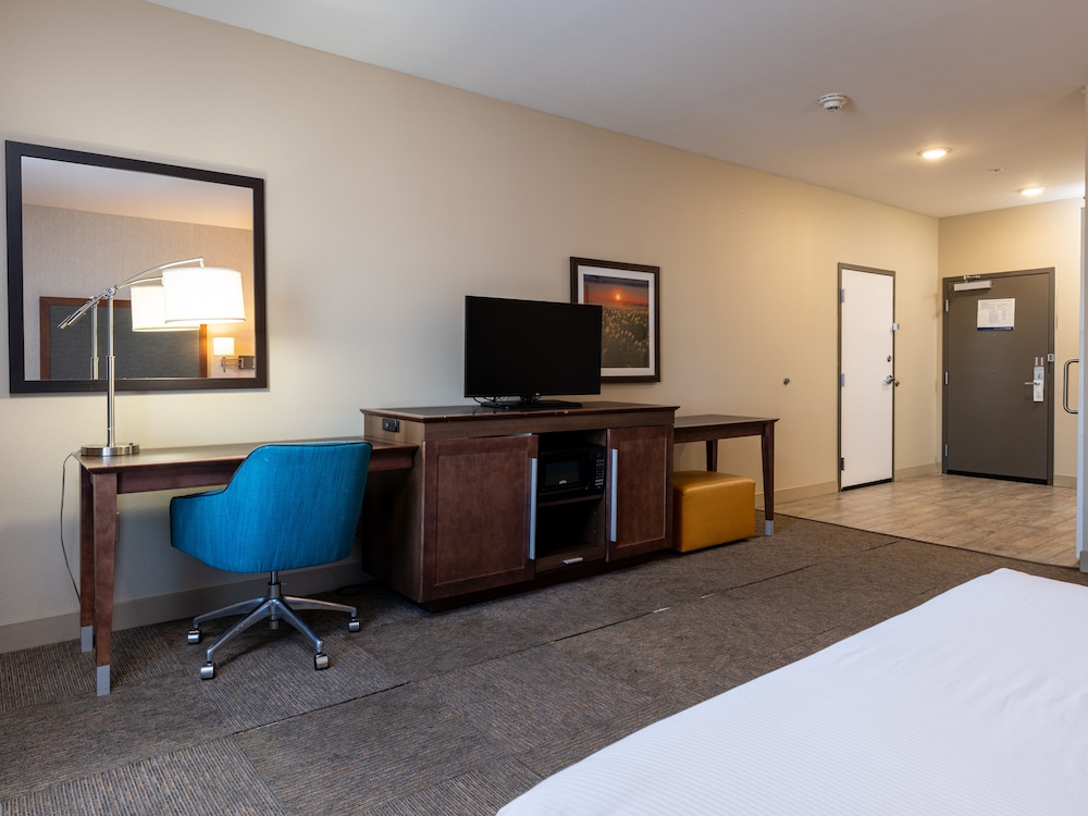 Standard 2 Queen Room Ada photo 2