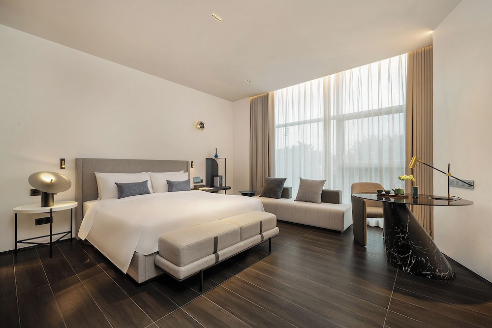 Executive Single Room, City View