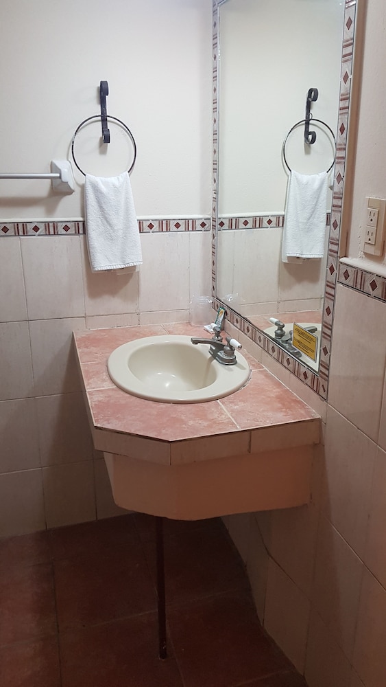 Basic Room - Photo 17