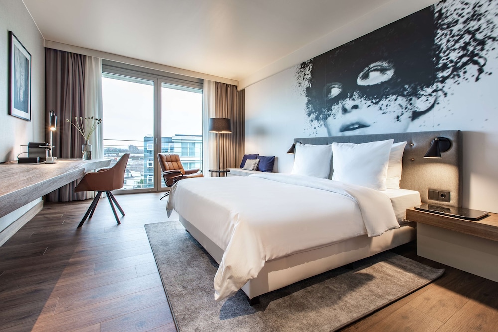Premium Room, City View - Photo 1