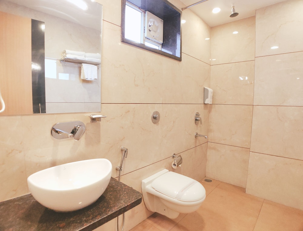 Deluxe Room - Photo 2