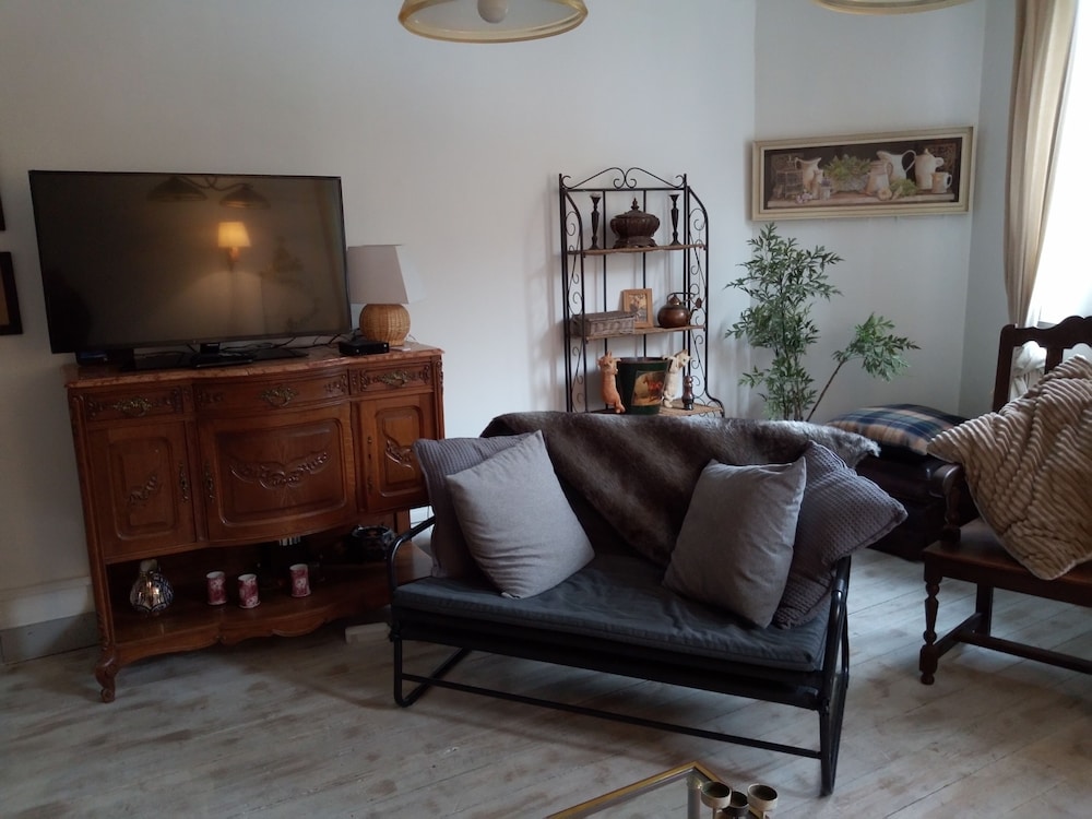 Apartment (Fourneau 2) photo 2