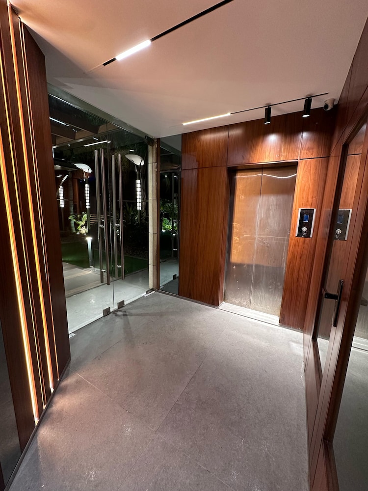 Luxury Suite photo 1