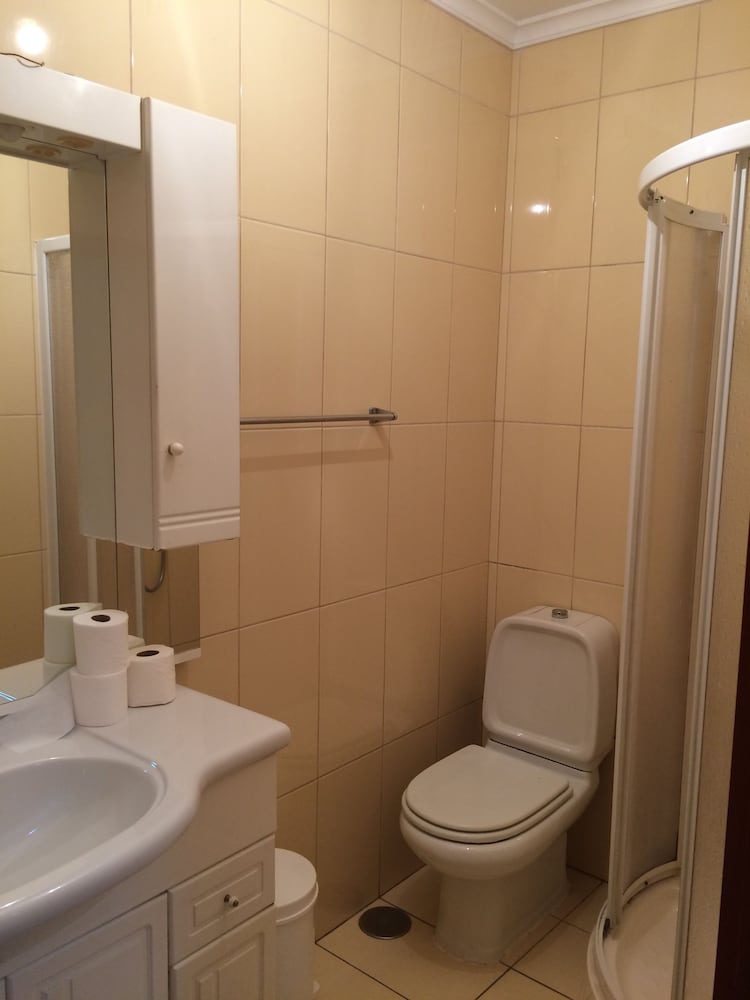 Shared Dormitory, Shared Bathroom (6 people) photo 2