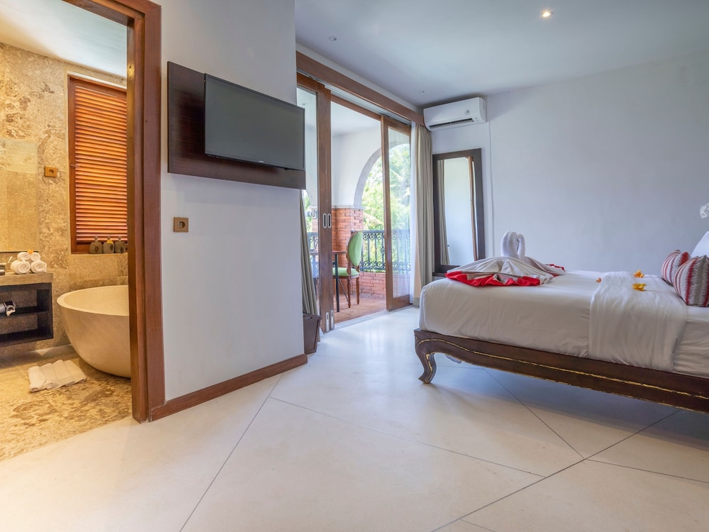 Deluxe Double Room - Photo 9