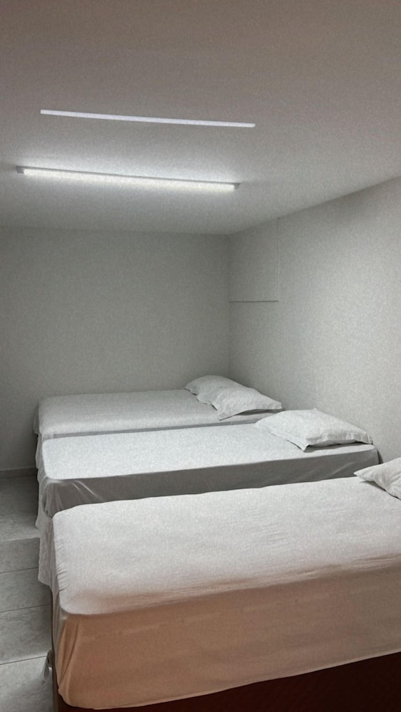 Economy Quadruple Room