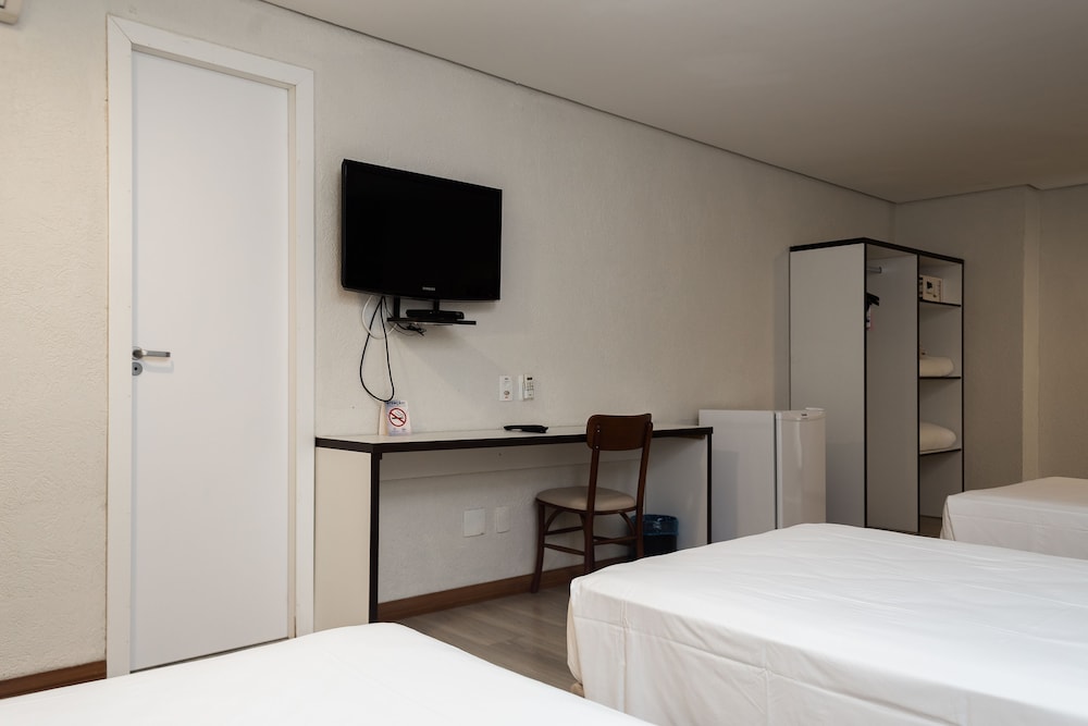Classic Triple Room photo 3