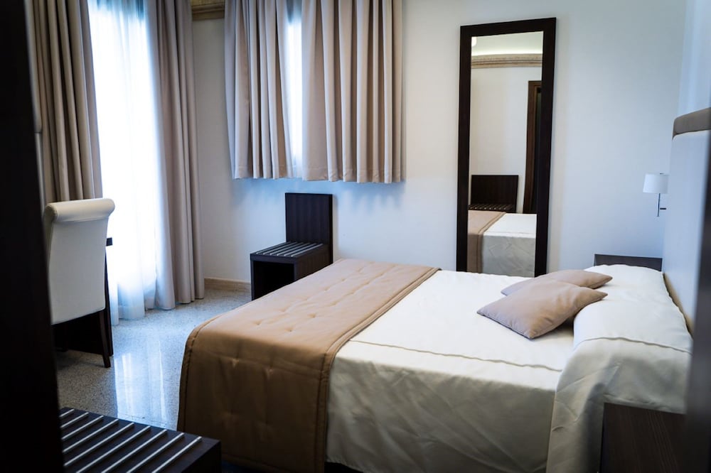 Junior Double Room photo 3