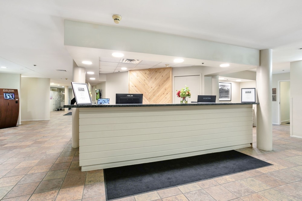 Condo, 2 Bedrooms