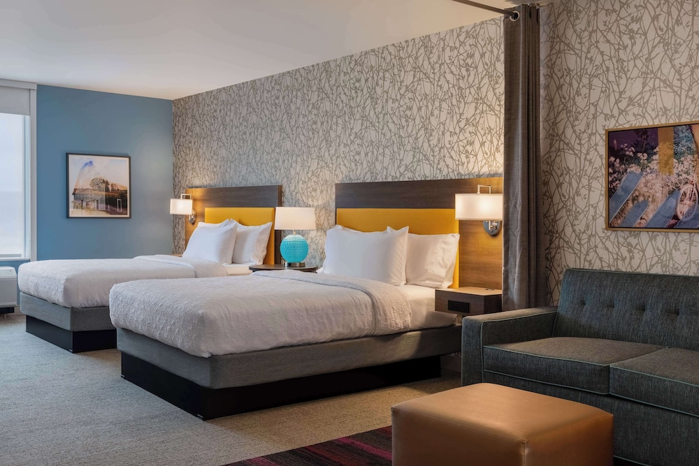 Studio Suite, 2 Queen Beds, Accessible, Bathtub (Mobility, Hearing) - Photo 1
