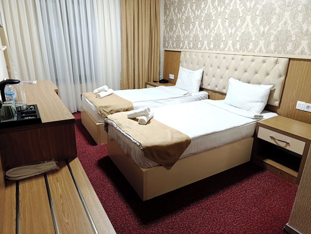 Standard Twin Room, 2 Twin Beds, Non Smoking, Private Bathroom