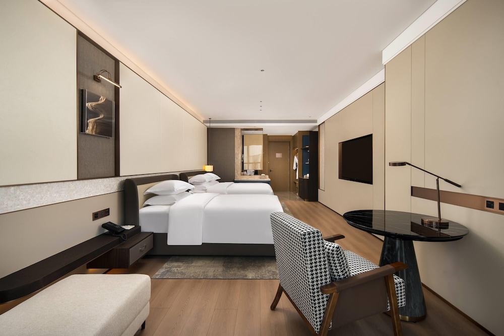 Family Room, Multiple Beds, Non Smoking