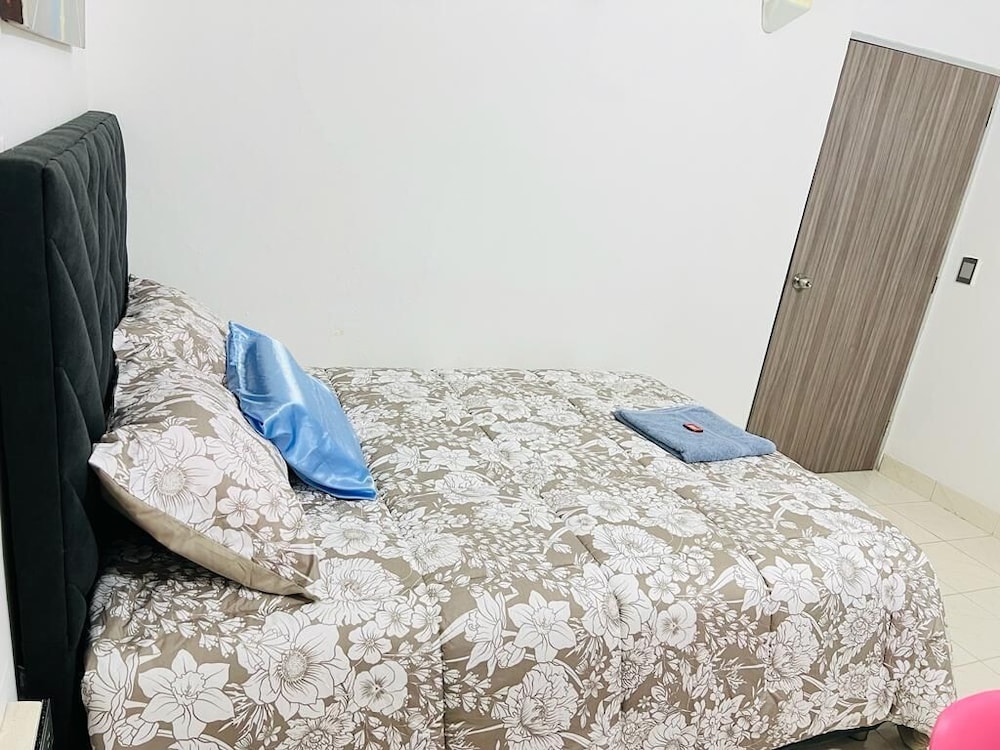 Economy Double Room photo 1