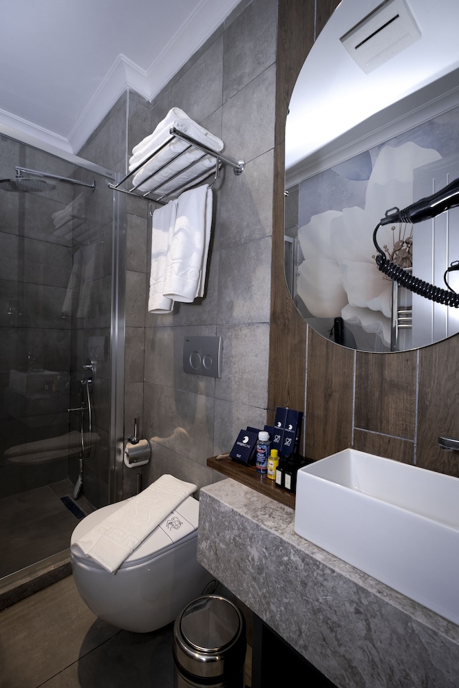 Romantic Suite, 2 Bedrooms photo 2
