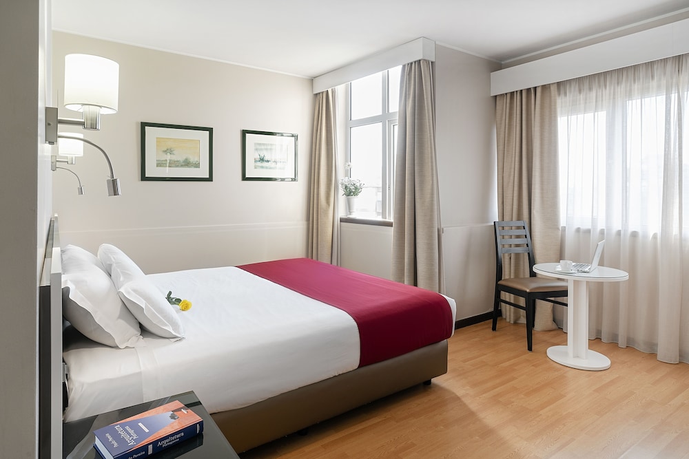 Double Room - Photo 3