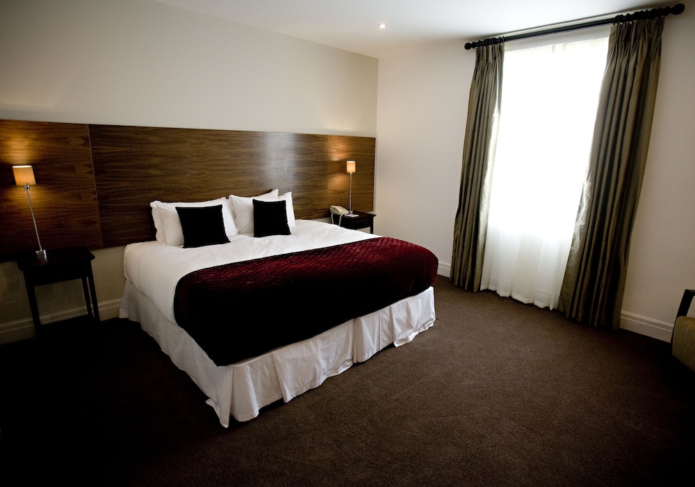 Standard Room, 1 Double Bed, Non Smoking - Photo 2
