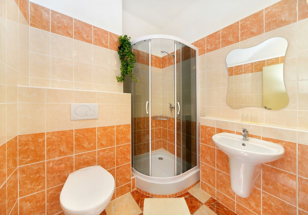 Classic Double Room, Private Bathroom photo 3