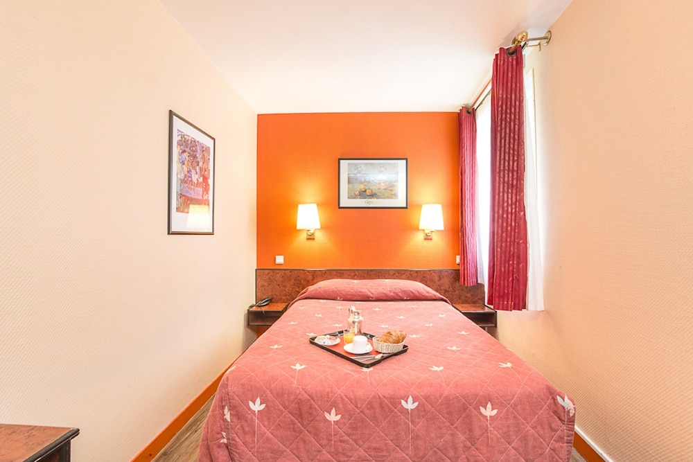 Single Room photo 2
