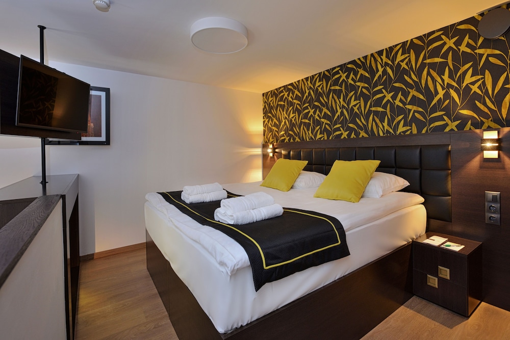 Onsite Apartment - New Opposite Building - Photo 7