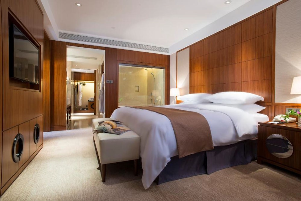 Business Suite, 1 King Bed