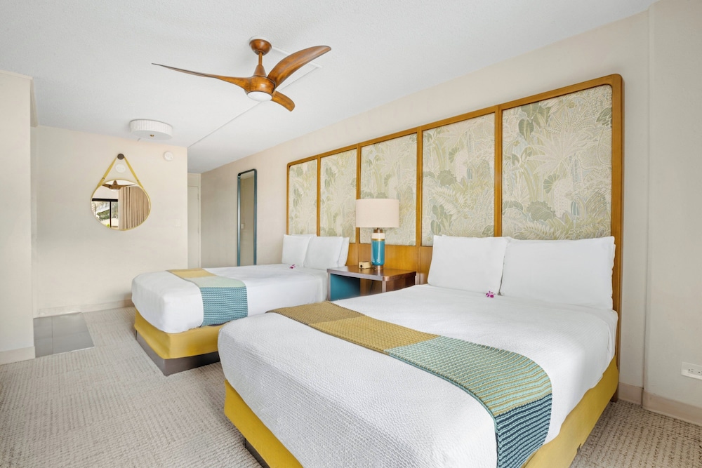 Room, 2 Double Beds, Pool View - Photo 1