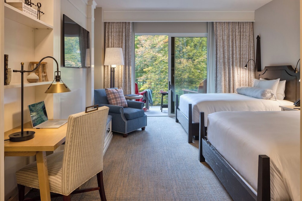 Standard Room, 2 Queen Beds, Terrace