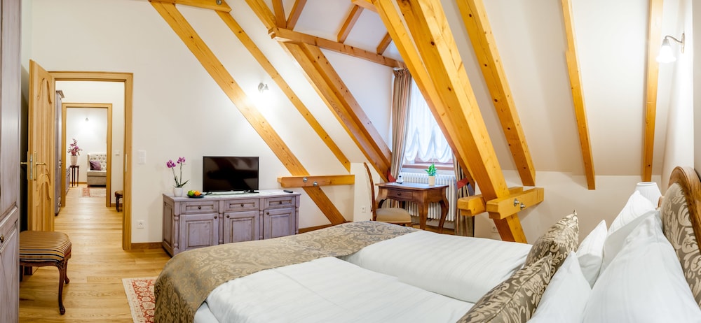 Deluxe Room, 1 Bedroom, Accessible, Non Smoking photo 1