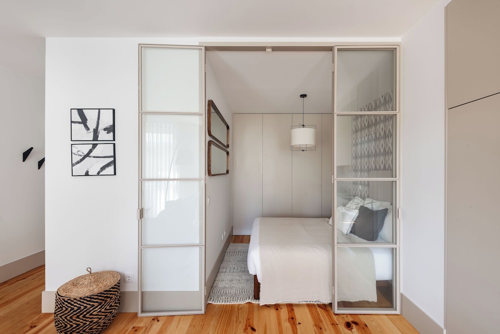 Apartment (1 Bedroom)