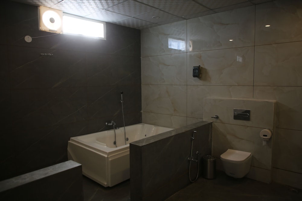 Traditional Triple Room, 1 Bedroom photo 3