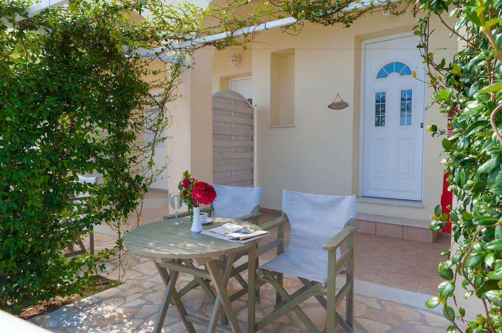 Apartment (Paliokastro) photo 3