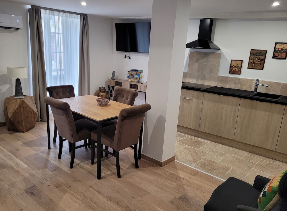 Apartment (Luxe) photo 3