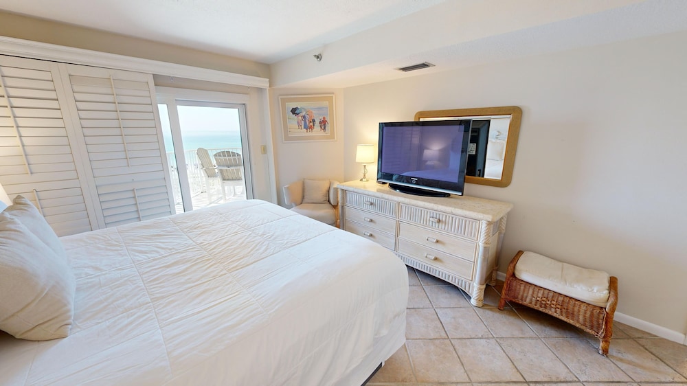 Condo, 2 Bedrooms