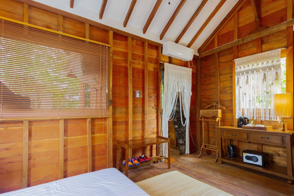 Tree House - Photo 4