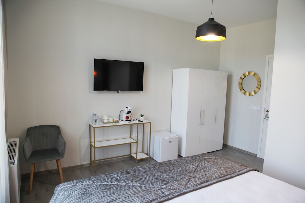 Standard Double Room, City View