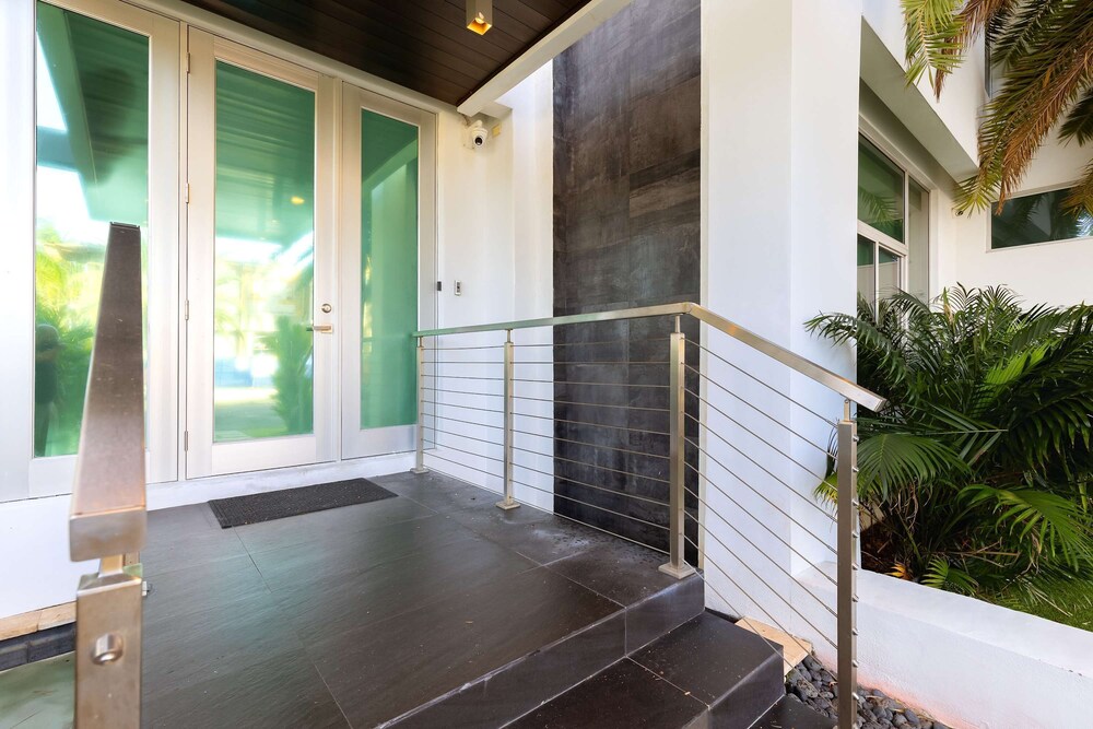 Modern Waterfront Mansion in the Heart of Las Olas Minutes From the Beach, Bilde 17