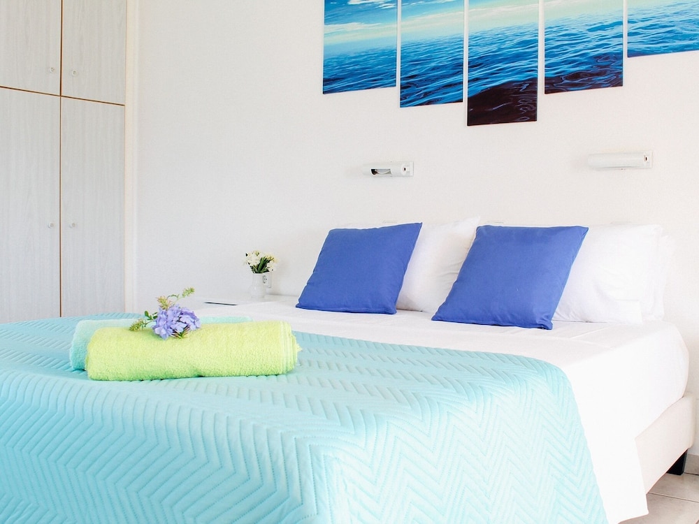 Classic Studio, Ensuite, Sea View photo 1
