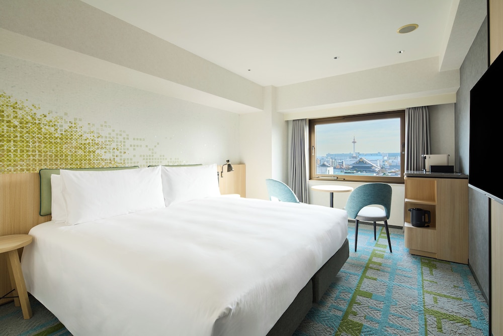 Standard Room, 1 King Bed (Super King) - Photo 1