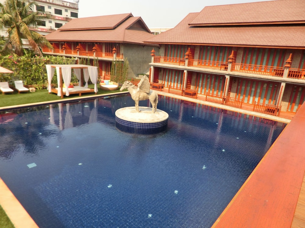 Executive Room photo 2