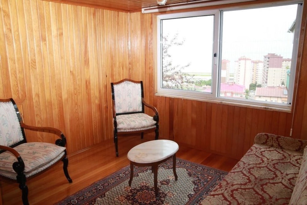 Basic Apartment