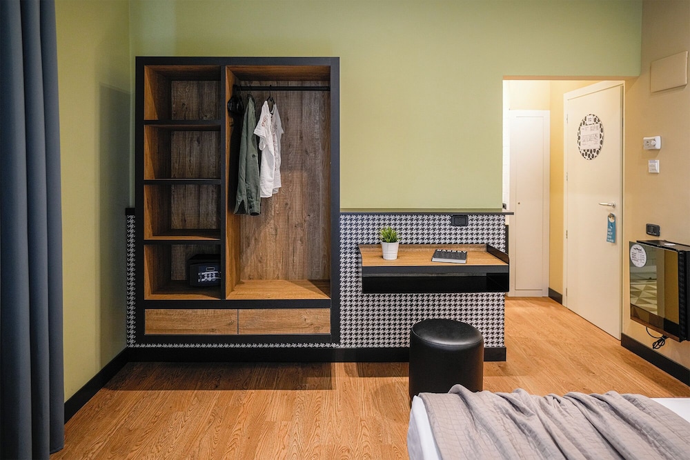 Superior Double or Twin Room photo 3