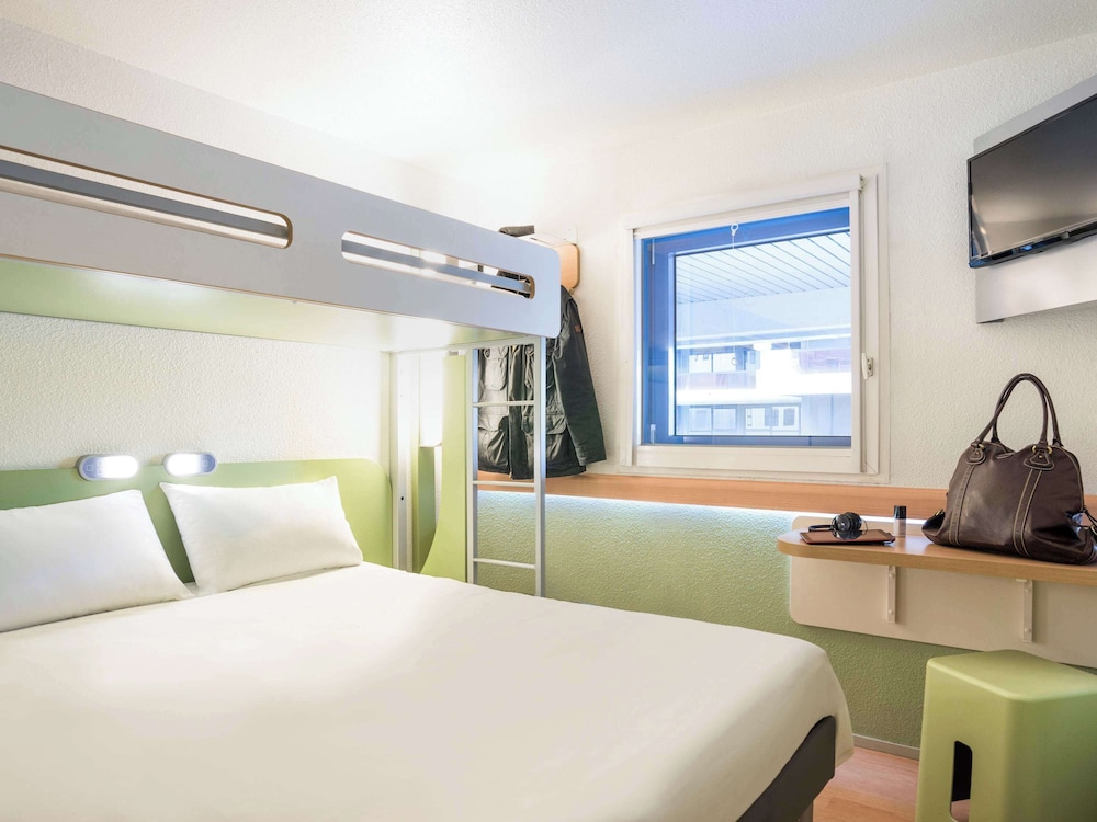 Triple Room, Multiple Beds