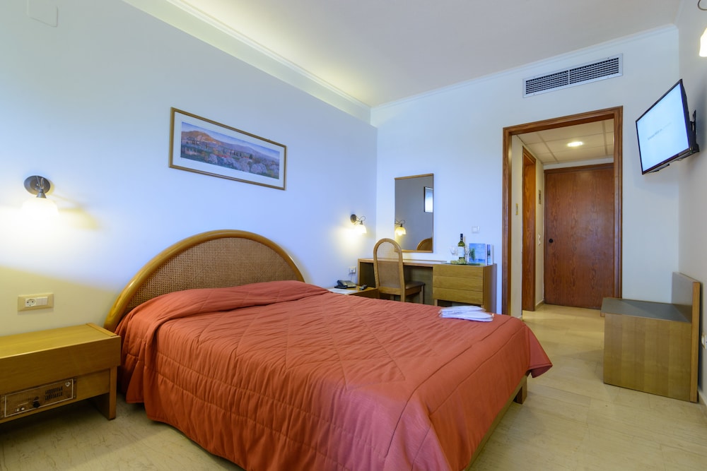 Standard Double Room, Garden View - Photo 1